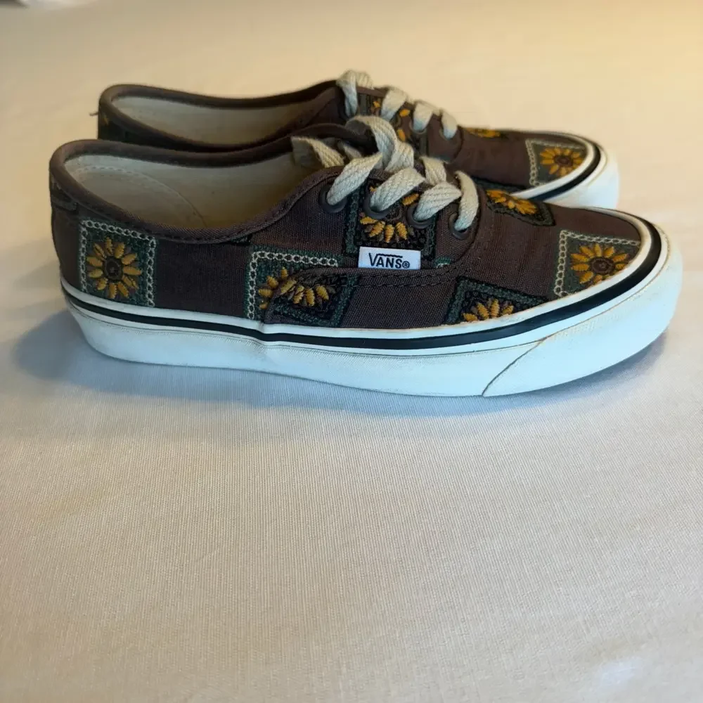 Vans 44 DX 